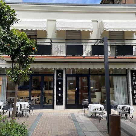 Hotel Central Giacomini سالو المظهر الخارجي الصورة