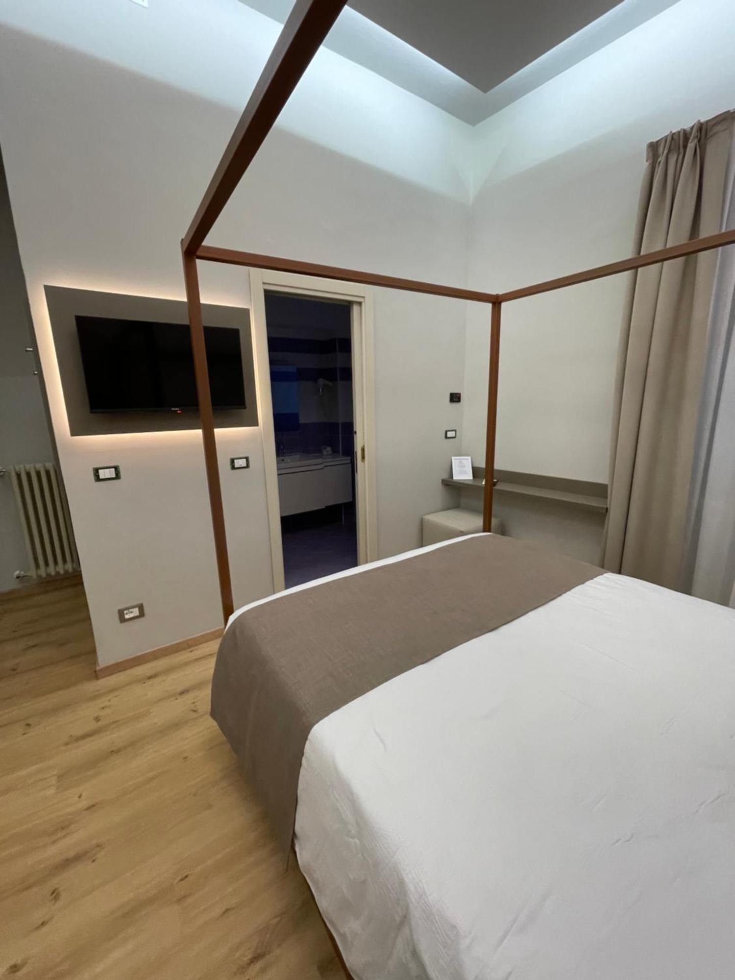 Hotel Central Giacomini سالو المظهر الخارجي الصورة